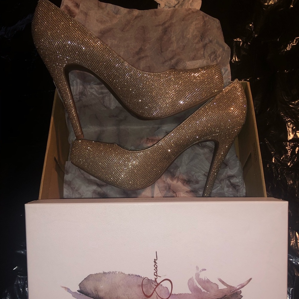 👠Jessica Simpson Parisah👠